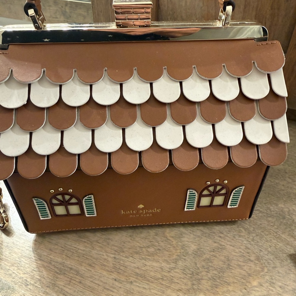 Kate Spade Holiday Gingerbread set - Picture 9 of 16